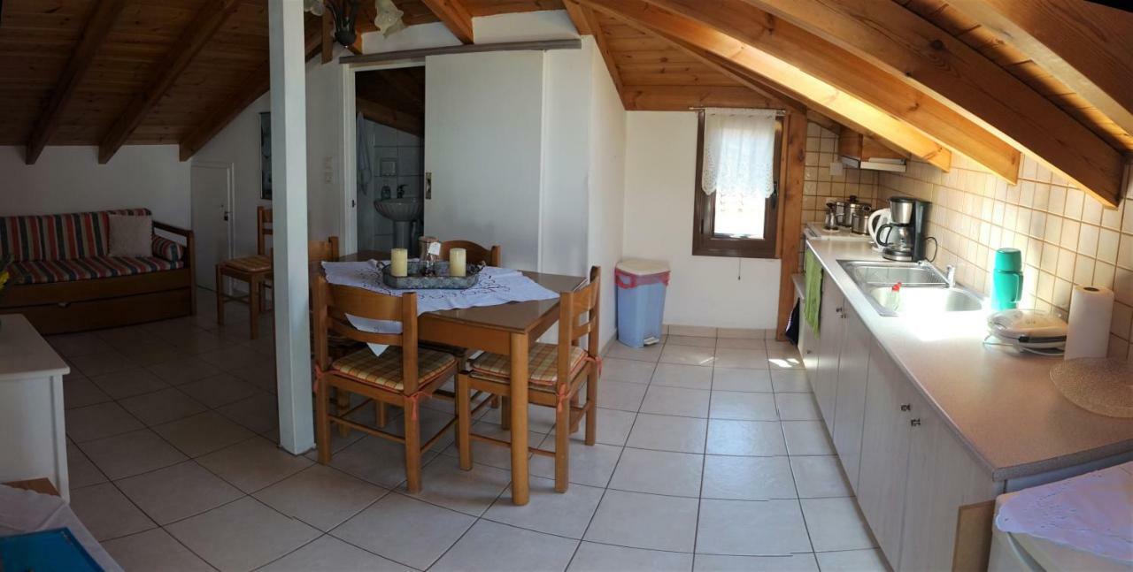 Stella Rooms Kardamyli Exterior photo