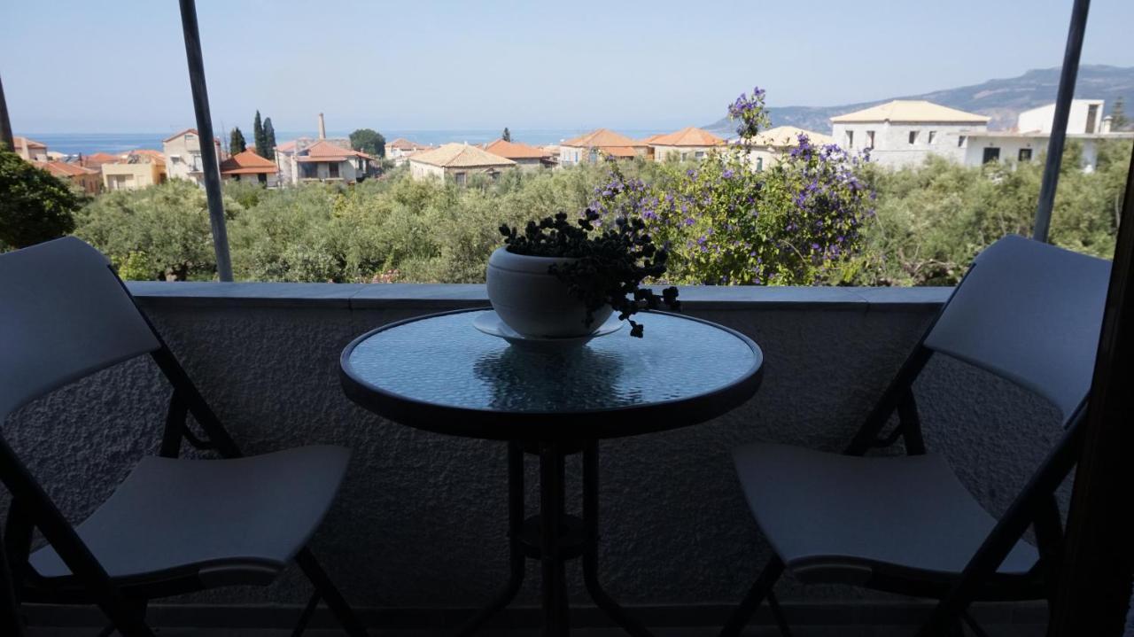 Stella Rooms Kardamyli Exterior photo