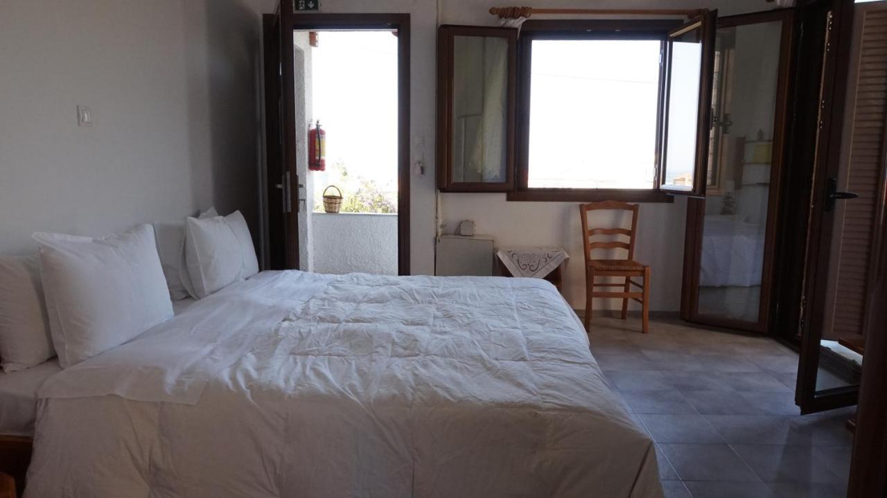Stella Rooms Kardamyli Exterior photo