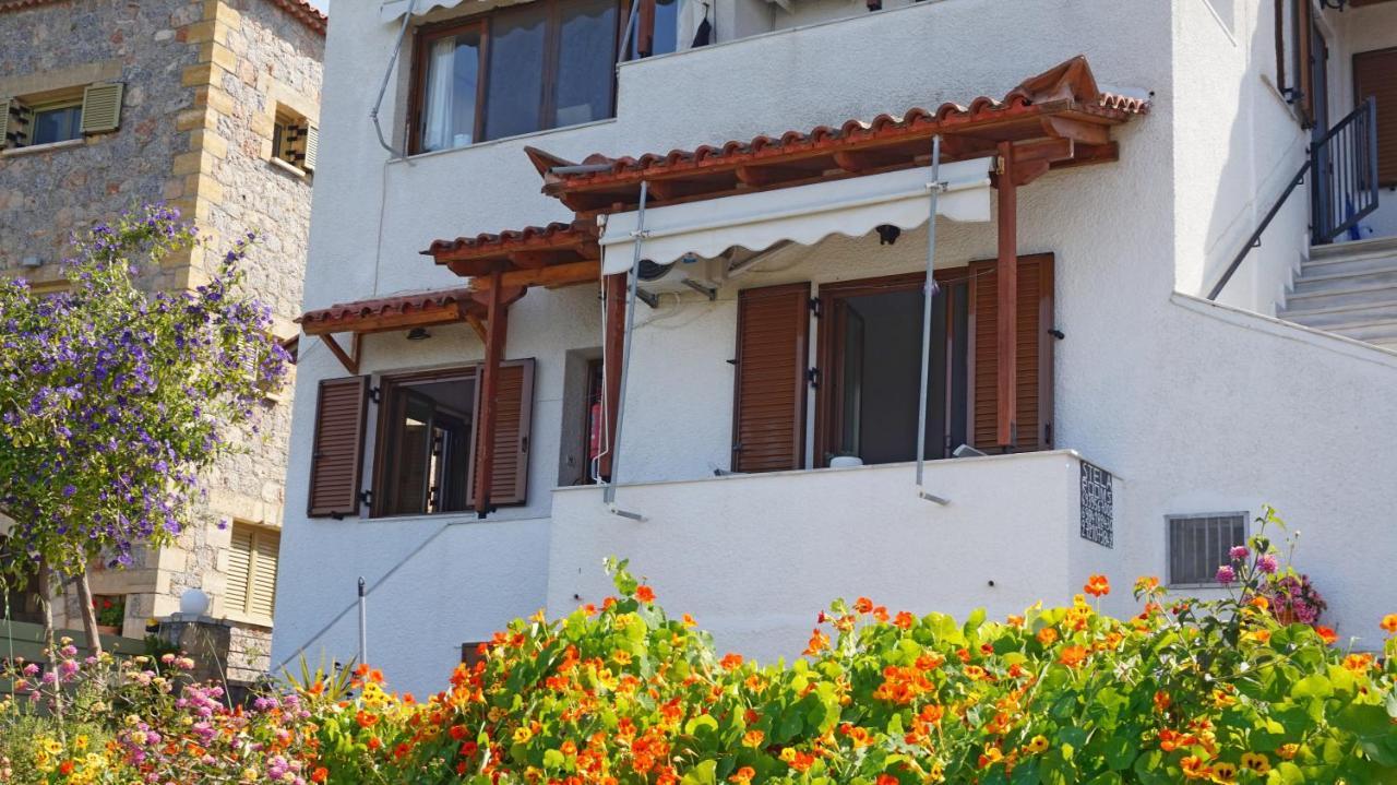 Stella Rooms Kardamyli Exterior photo